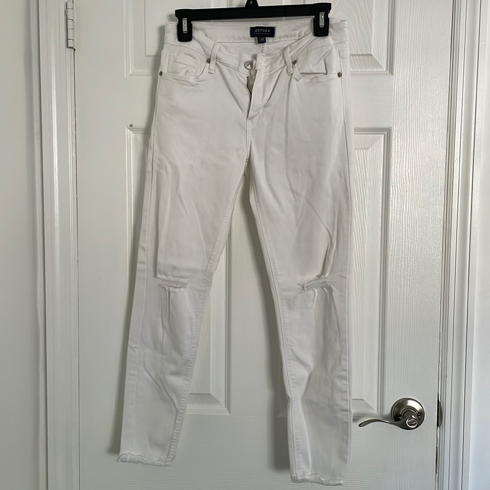 Just USA authentic originals white stretchy cotton w/ ripped knees cutoff ankle